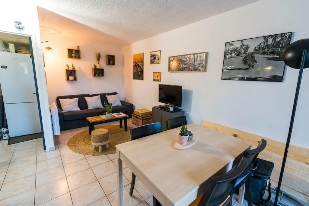 Cosy Villa Patio 세노스 외부 사진